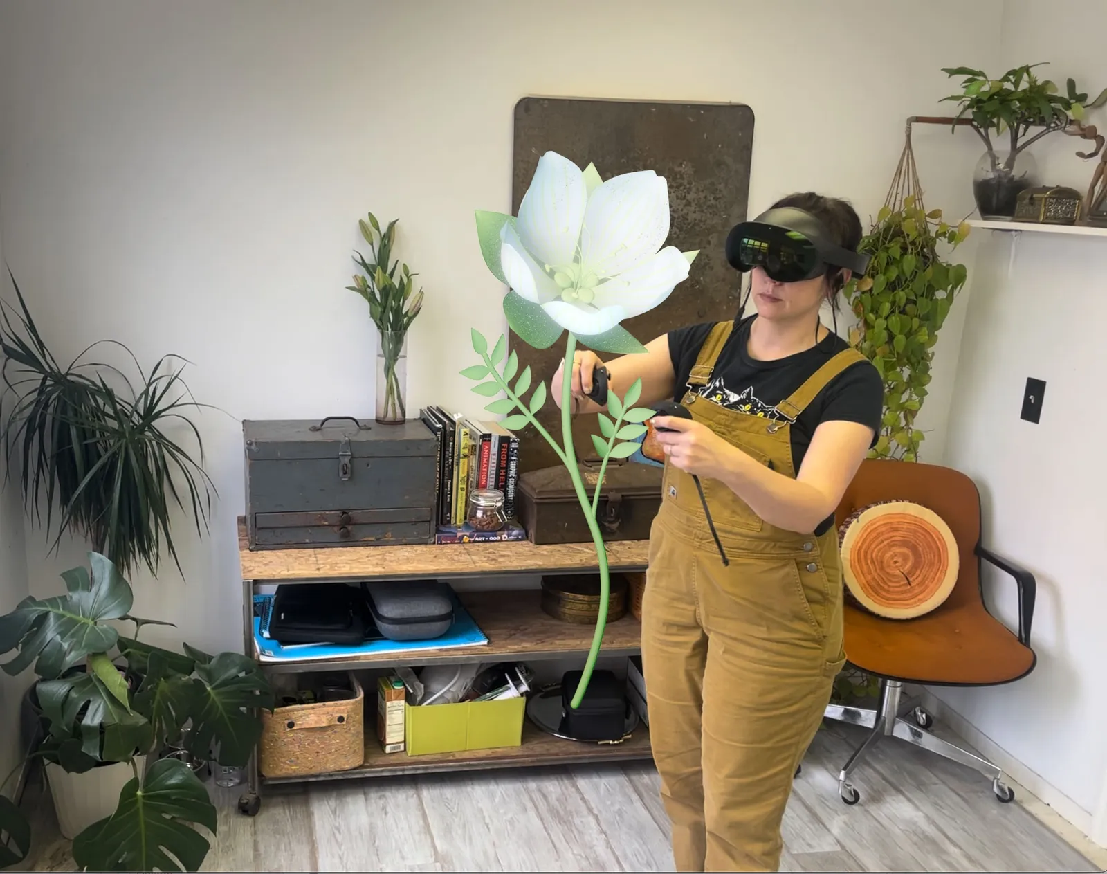 Heather Dunaway Smith: sculpting a ghost floral in VR